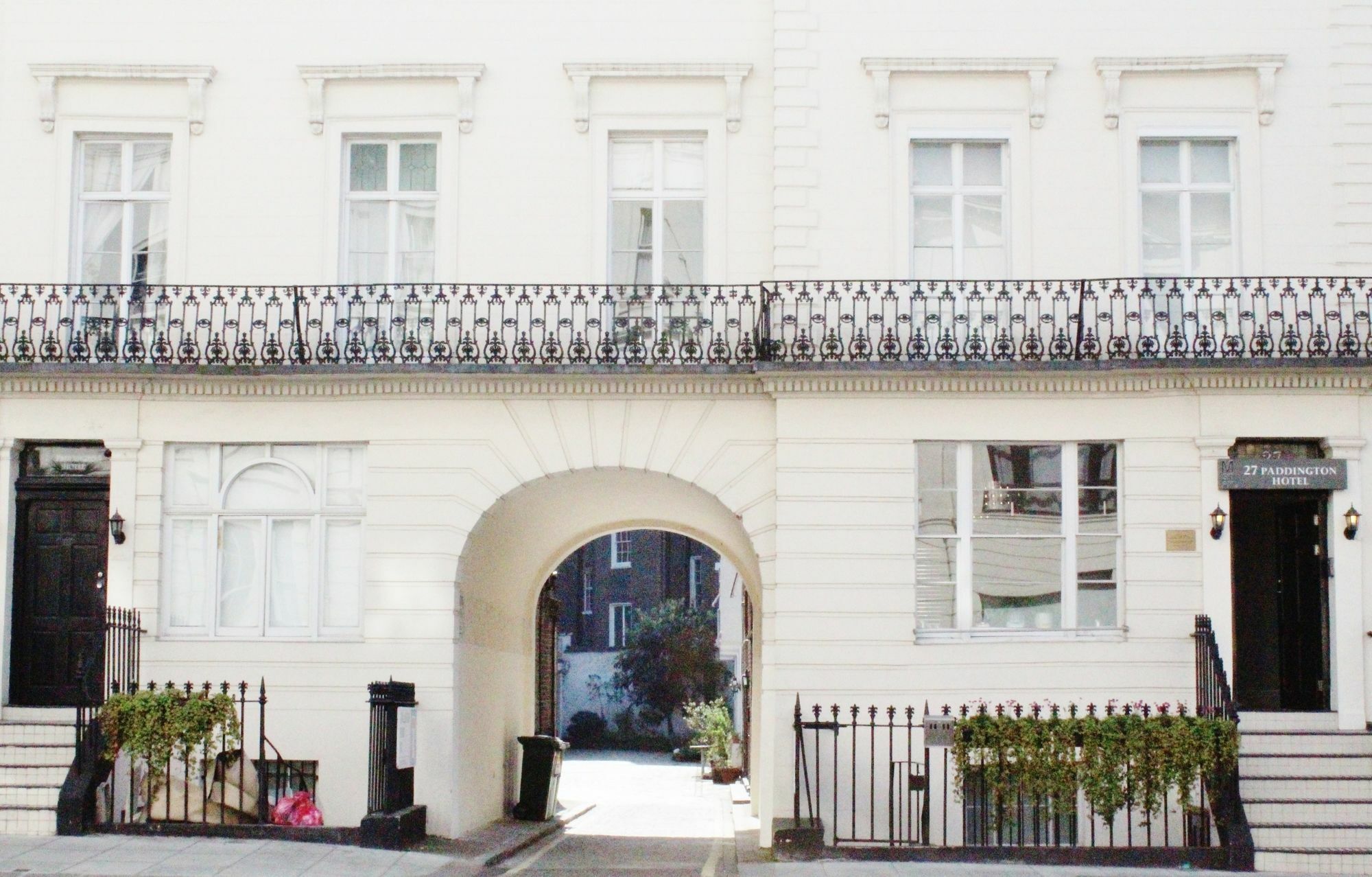 Nox Lancaster Gate Hotel Лондон Екстериор снимка